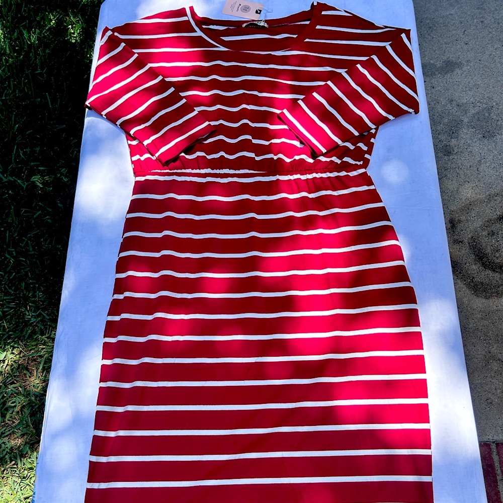 RED STRIPED MAXI DRESS